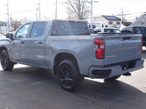 Used 2024 Chevrolet Silverado 1500 Custom image 2