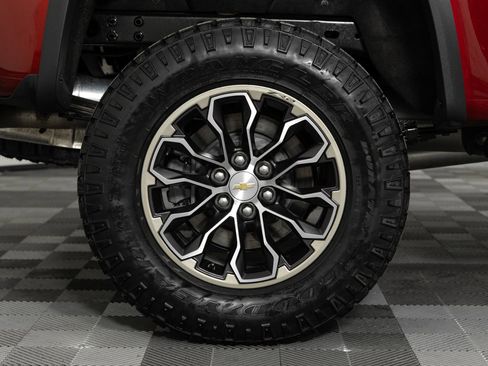 Used 2021 Chevrolet Colorado ZR2 image 37