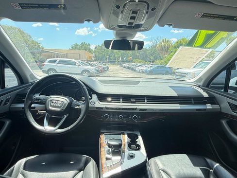 Used 2017 Audi Q7 2.0T Premium Plus w/ Premium Plus Package AWD/4WD image 8