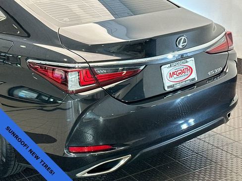 Used 2023 Lexus ES 350 w/ Accessory Package (Z2) FWD image 6