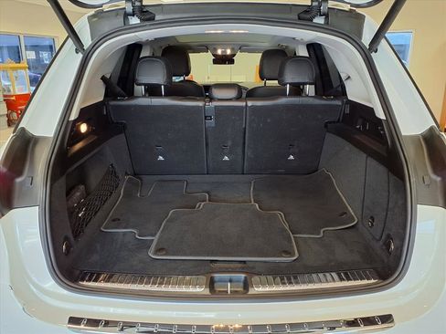 Used 2025 Mercedes-Benz GLE 350 4MATIC image 17