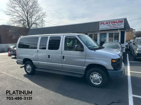 Used 2013 Ford E-350 and Econoline 350 XL w/ PWR Windows & Locks Group image 2