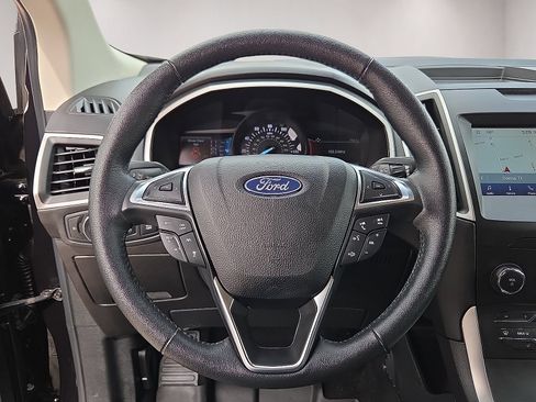 Used 2020 Ford Edge SEL w/ Convenience Package FWD image 13