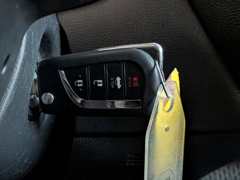 Used 2024 Toyota Corolla LE image 22