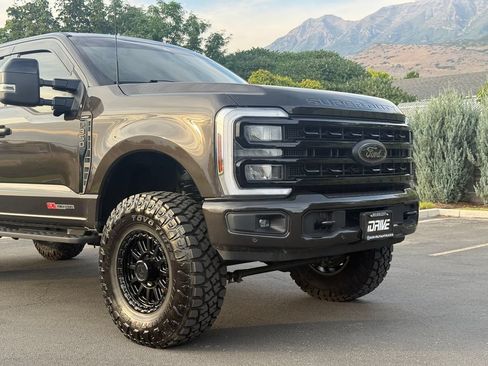 Used 2024 Ford F350 Lariat w/ Lariat Ultimate Package AWD/4WD image 18