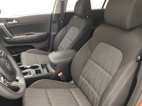 Used 2020 Kia Sportage LX FWD image 17