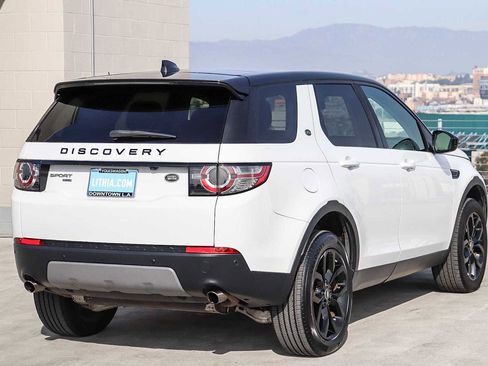 Used 2018 Land Rover Discovery Sport HSE image 4
