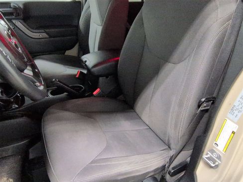 Used 2017 Jeep Wrangler Unlimited Sport w/ Quick Order Package 23S image 16