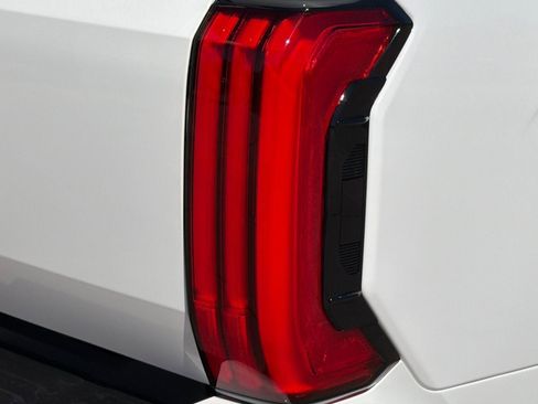 New 2026 Toyota Tundra SR RWD image 32