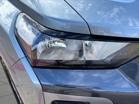 Used 2024 Chevrolet Colorado LT w/ LT Convenience Package II RWD image 27