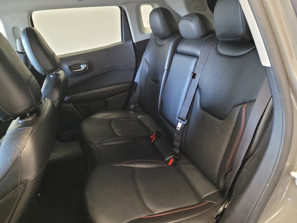 Used 2021 Jeep Compass Trailhawk w/ Sun and Sound Group AWD/4WD image 18