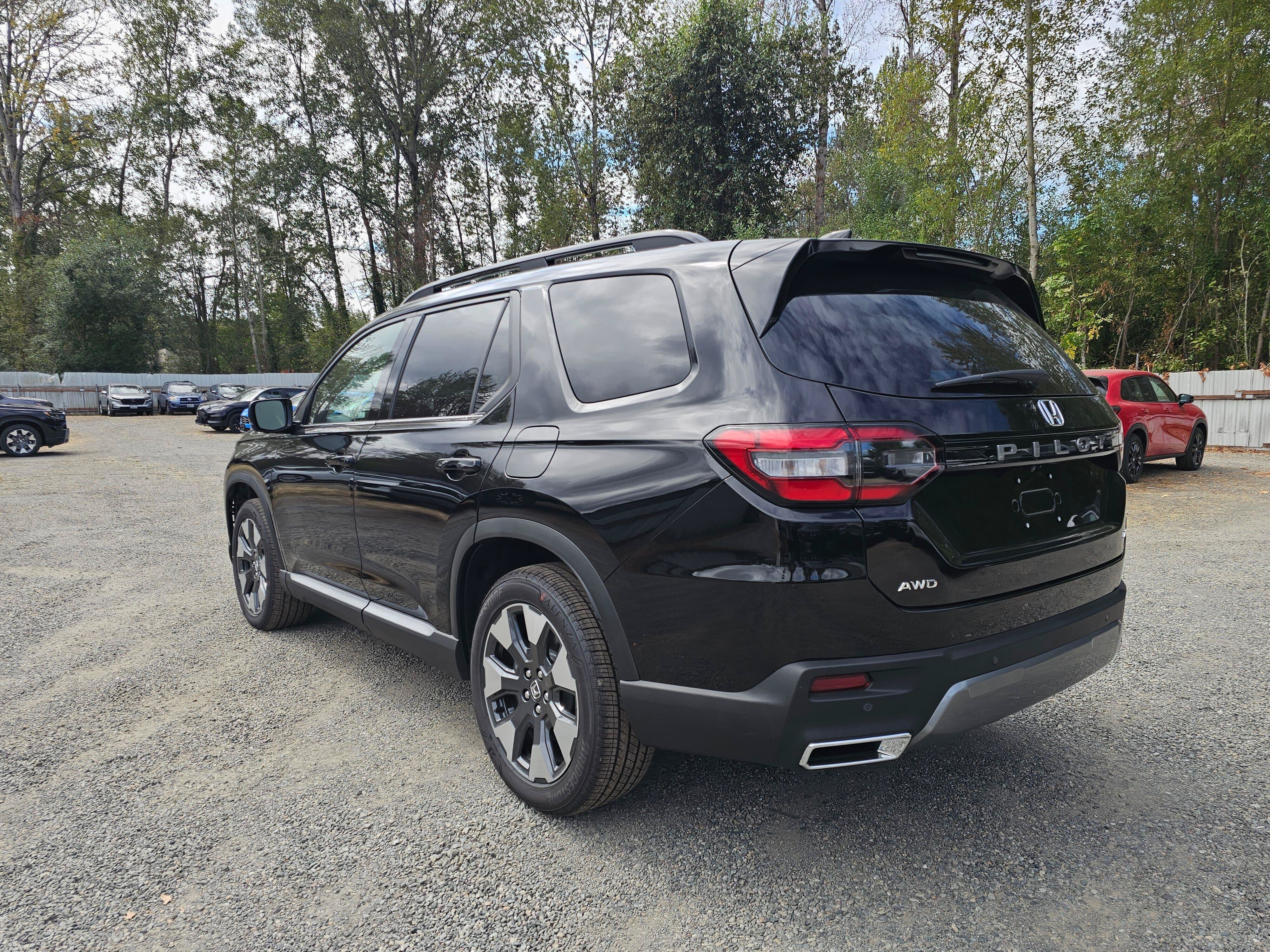 New 2026 Honda Pilot Elite image 5