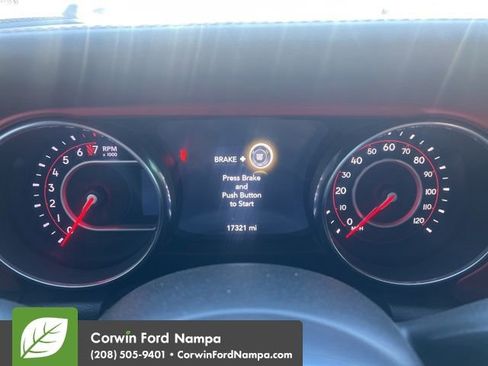 Used 2021 Jeep Wrangler Unlimited Rubicon AWD/4WD image 10