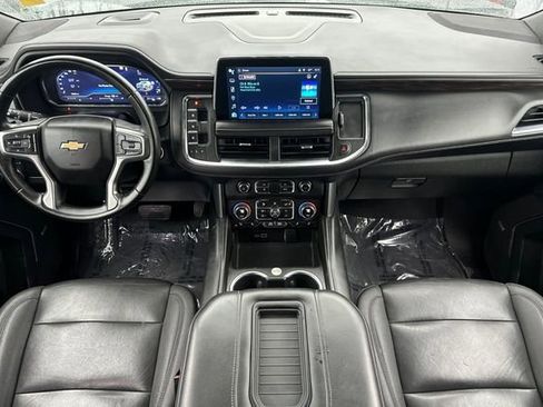 Used 2023 Chevrolet Suburban LT image 17