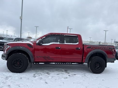 Used 2018 Ford F150 Raptor w/ Equipment Group 801A Mid image 8