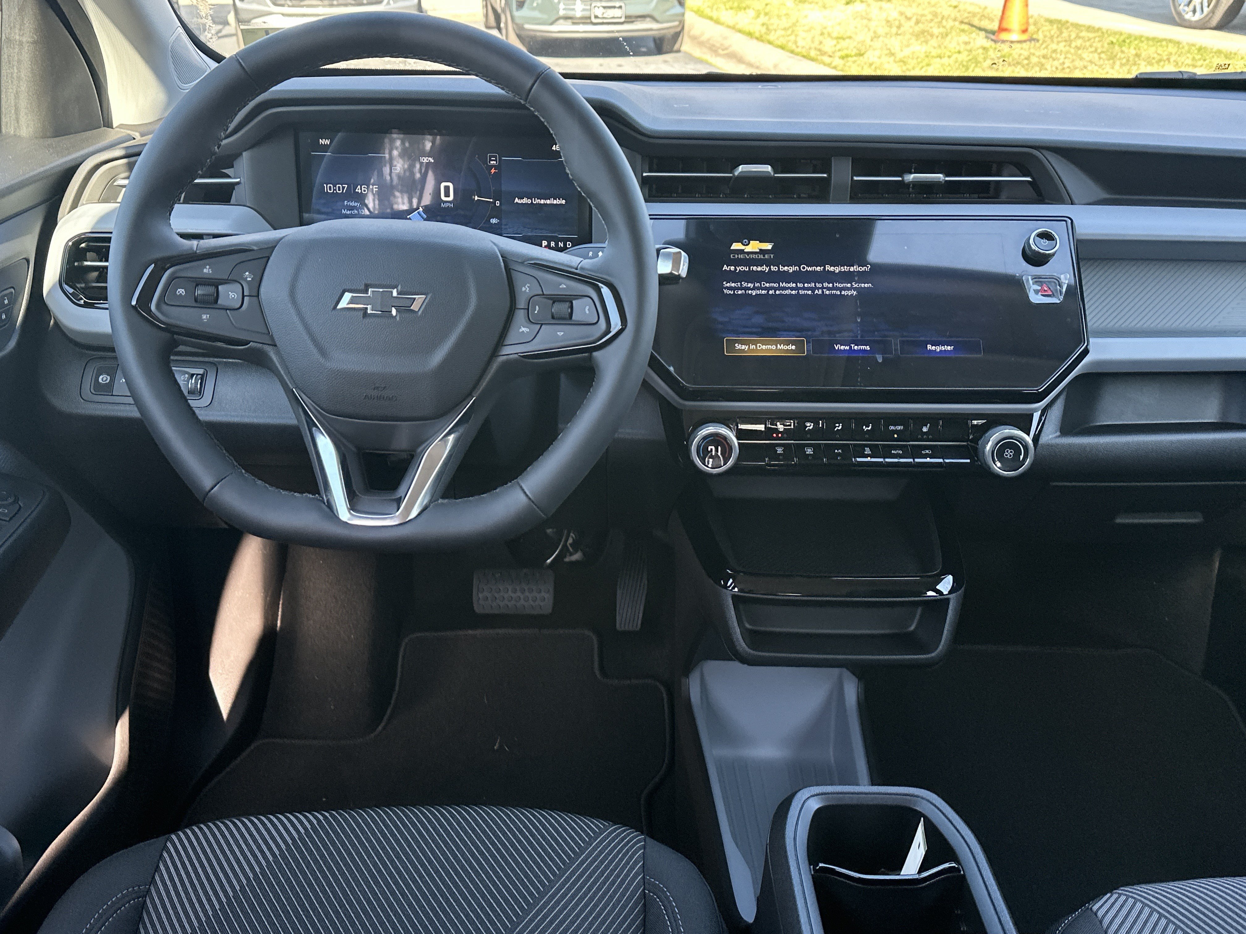 New 2027 Chevrolet Bolt LT w/ Comfort Package FWD image 22