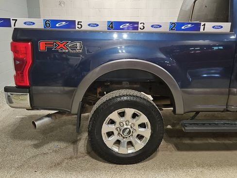 Used 2017 Ford F250 Lariat w/ Chrome Package AWD/4WD image 36