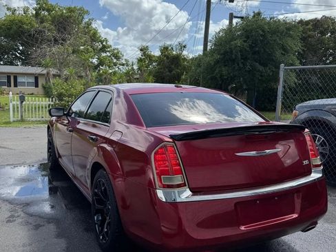 Used 2013 Chrysler 300 Motown image 4