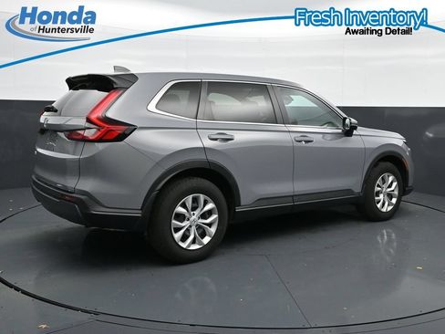 Used 2025 Honda CR-V LX image 10