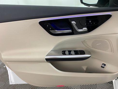 Certified 2025 Mercedes-Benz C 300 4MATIC Sedan image 11