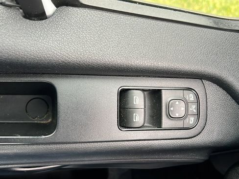 Used 2020 Freightliner Sprinter 2500 image 26