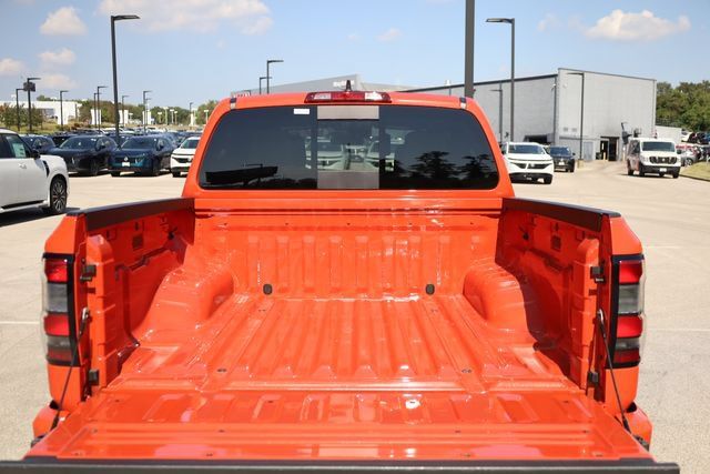 Used 2025 Nissan Frontier PRO-4X w/ Interior Protection Package AWD/4WD image 28