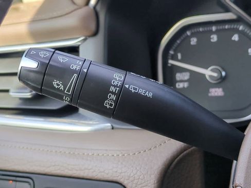 Used 2021 GMC Yukon XL Denali w/ Denali Ultimate Package image 29