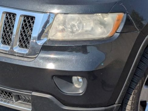 Used 2013 Jeep Grand Cherokee Overland AWD/4WD image 10