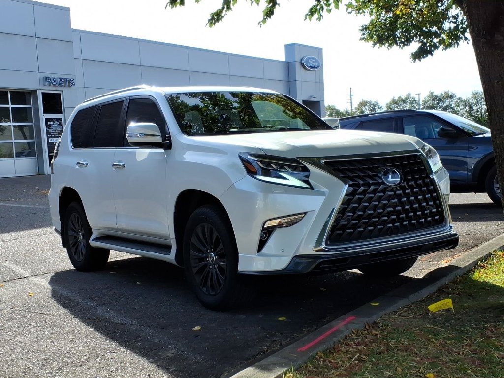 Used 2023 Lexus GX 460 Luxury w/ Sport Design Package AWD/4WD image 7