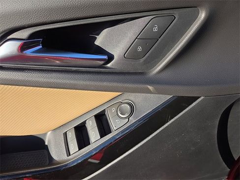 New 2026 Chevrolet Equinox ACTIV image 9