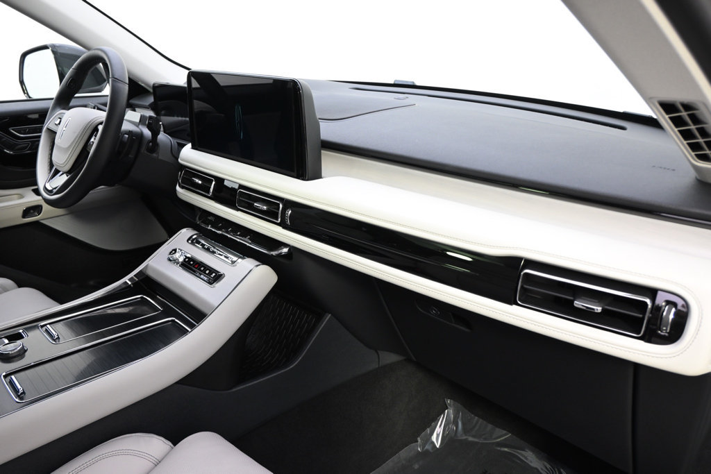 New 2026 Lincoln Aviator Reserve AWD/4WD image 15
