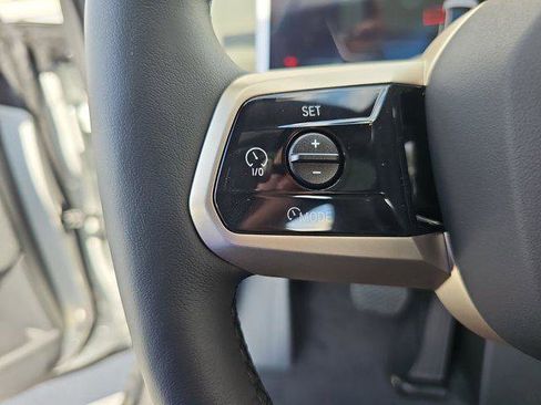 New 2026 BMW iX xDrive60 w/ Premium Package image 17