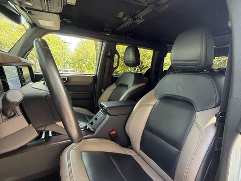 Used 2024 Ford Bronco Wildtrak AWD/4WD image 9