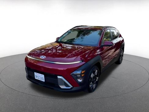 Used 2025 Hyundai Kona SEL image 15