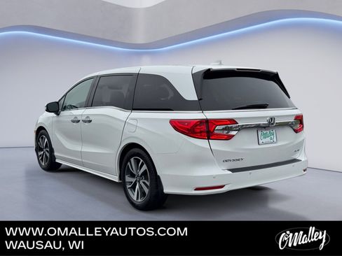 Used 2020 Honda Odyssey Elite image 3