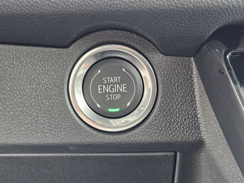 New 2026 Chevrolet Traverse LT w/ Driver Confidence Package FWD image 24