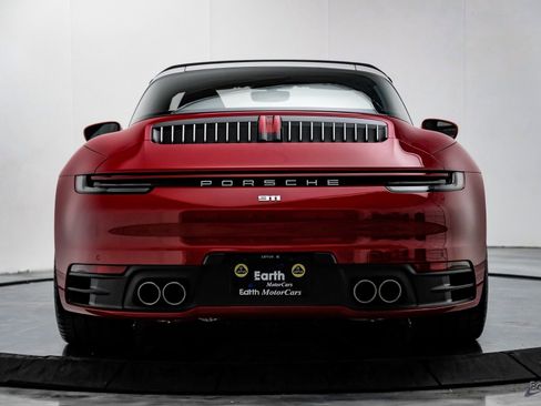 Used 2021 Porsche 911 Targa 4S Heritage Design image 15