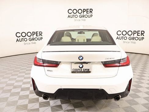 New 2026 BMW 330i Sedan w/ M Sport Package image 23