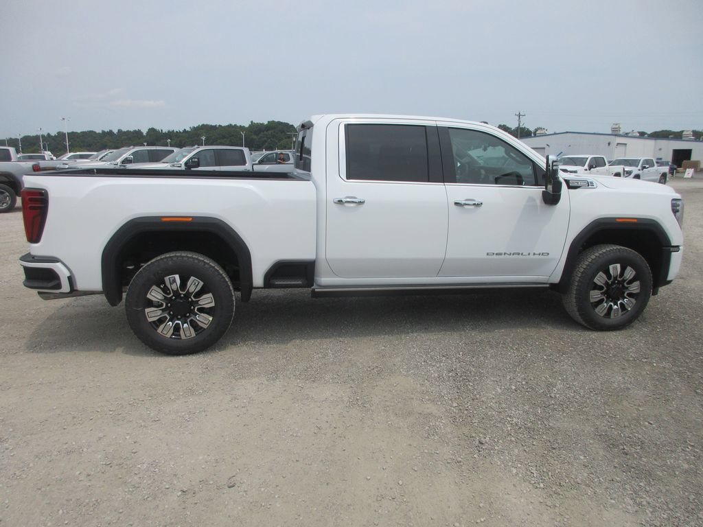 New 2026 GMC Sierra 2500 Denali w/ Denali Reserve Package AWD/4WD image 3