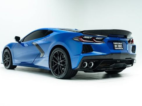 Used 2025 Chevrolet Corvette Stingray Coupe w/ 1LT RWD image 19