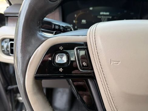 Used 2020 Lincoln Aviator Reserve w/ Equipment Group 202A image 38