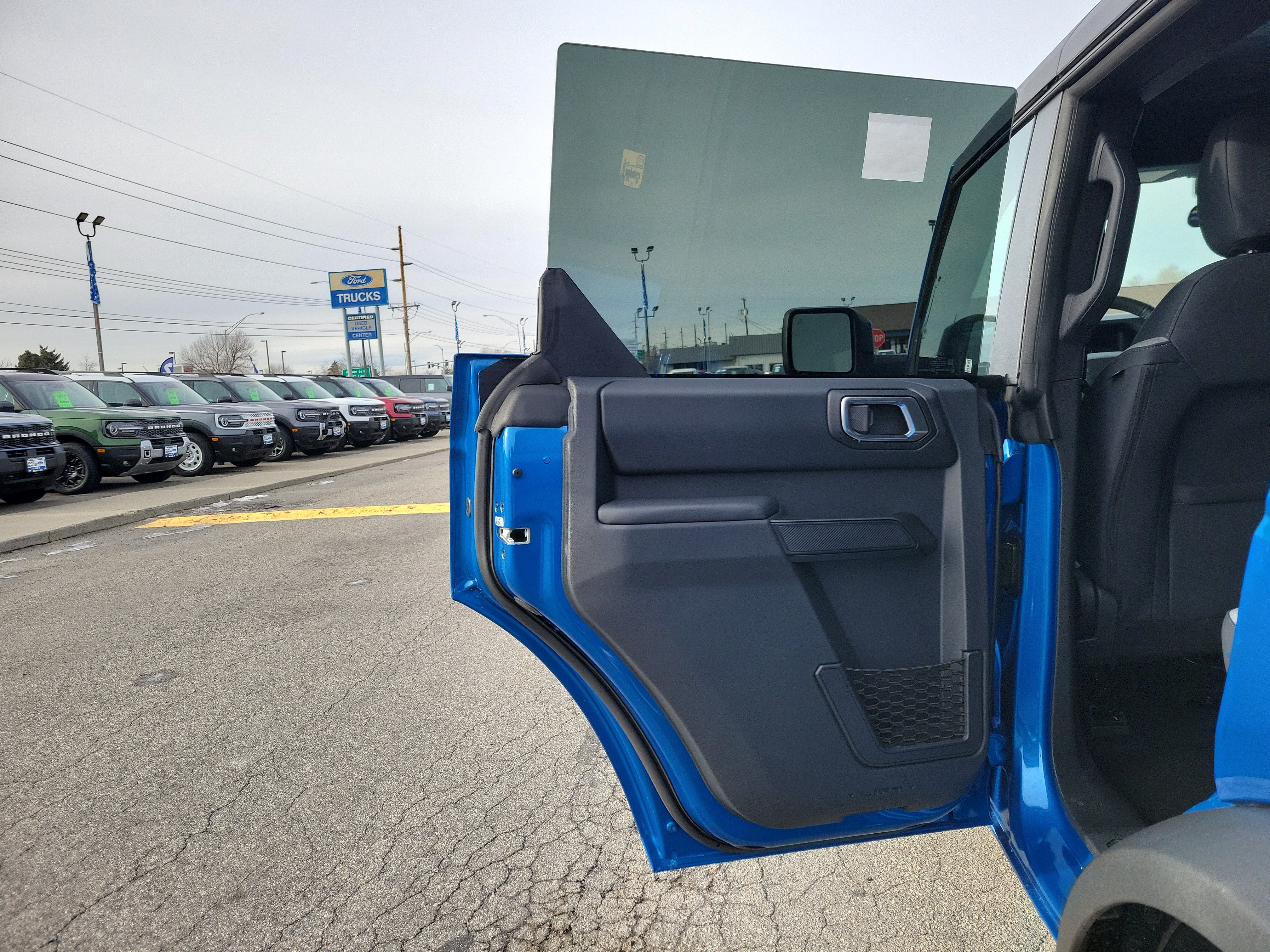 Used 2025 Ford Bronco Big Bend AWD/4WD image 11