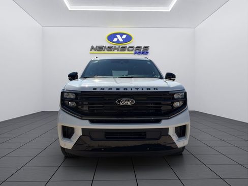 New 2026 Ford Expedition Max Platinum w/ Stealth Performance Package AWD/4WD image 2