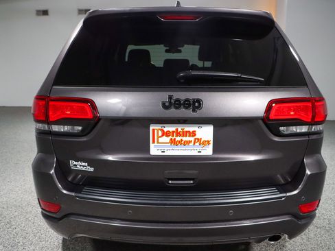 Used 2021 Jeep Grand Cherokee Laredo X image 8