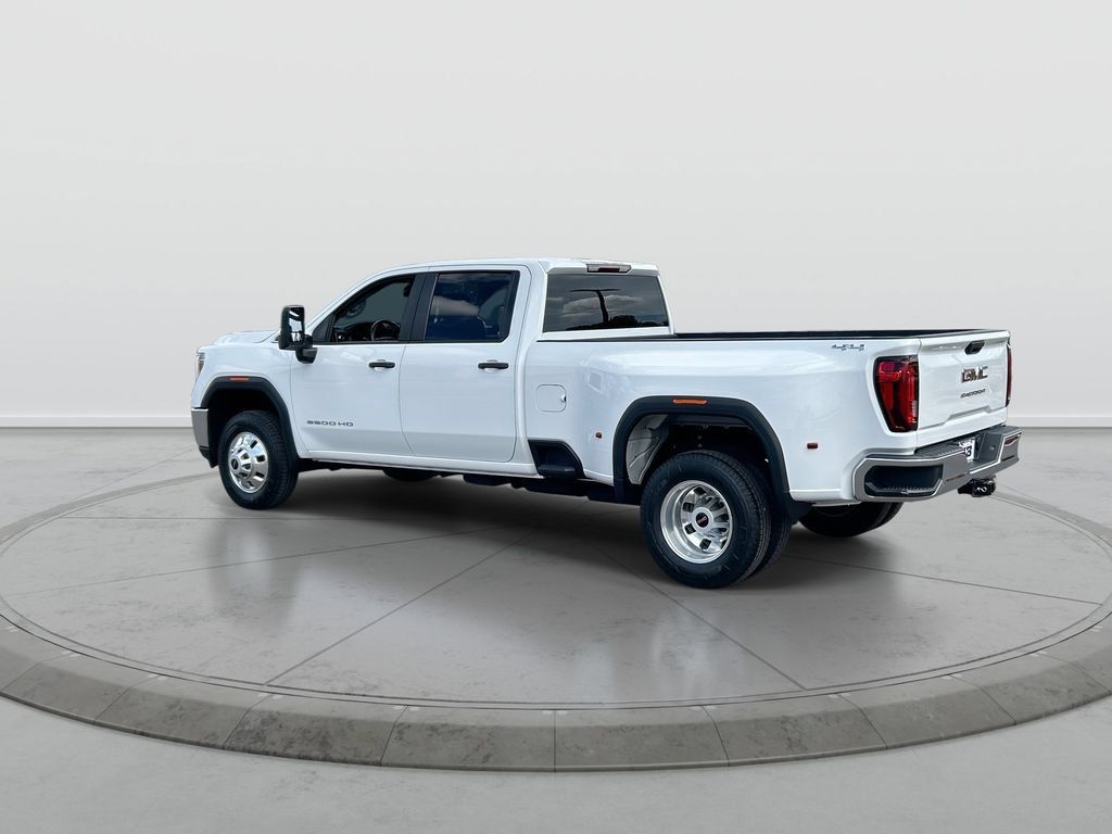 Used 2023 GMC Sierra 3500 Pro w/ Gooseneck/5TH Wheel Package AWD/4WD image 6