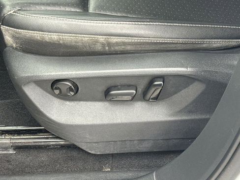 Used 2018 Volkswagen Atlas SE image 15