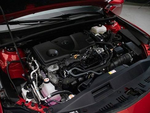 Used 2024 Toyota Camry XLE image 27