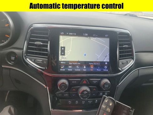 Used 2020 Jeep Grand Cherokee Limited w/ Luxury Group II image 16