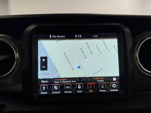 Used 2021 Jeep Wrangler Unlimited Sahara w/ Uconnect 4C Nav & Sound Group AWD/4WD image 60