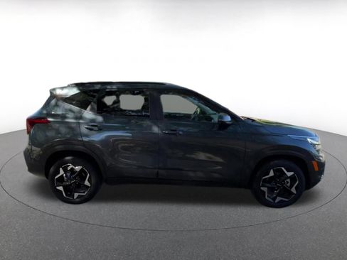 Used 2025 Kia Seltos S FWD image 16